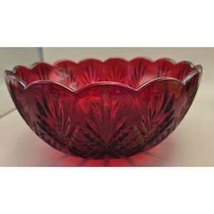 Godinger Dublin Red Scalloped Serving Bowl. Non-Leaded Crystal Food Safe